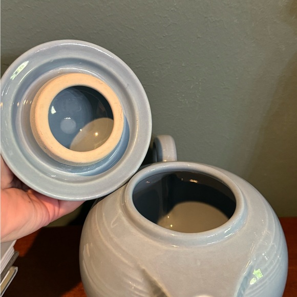 Vintage Retired Periwinkle Fiesta Ware Homer Laughlin Teapot - Picture 5 of 9